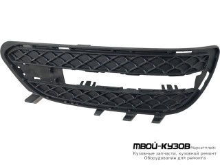 РЕШЕТКА БАМПЕРА ПЕРЕДНИЙ ПРАВАЯ СТОРОНА С ОТВЕРСТИЯМИ ПОД ПРОТИВОТУМАННЫЕ ФАРЫ (ТАЙВАНЬ) для Mercedes W212 (2009-)