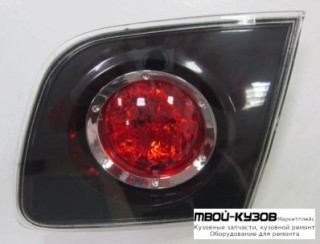 ФОНАРЬ ЗАДНИЙ ВНУТРЕН ПРАВАЯ СТОРОНА (СЕДАН) СТЕКЛО ВНУТРИ ЧЁРНЫЙ (КИТАЙ) для Mazda 3 (2004-)