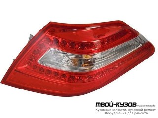 ФОНАРЬ ЗАДНИЙ ВНЕШНИЙ ПРАВАЯ СТОРОНА (КИТАЙ) для Nissan TEANA (2008-2013)