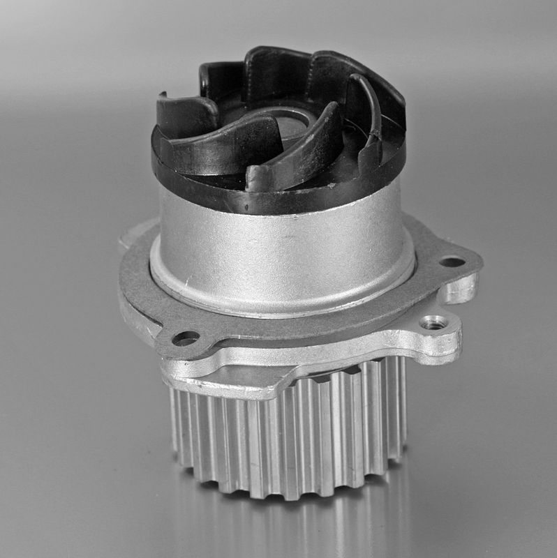 Насос водяной ВАЗ-2112 (помпа) (Fenox) НВ 1003L1