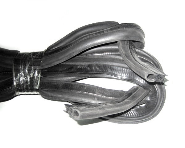 Уплотнитель багажника ВАЗ-2108 (ОАО БРТ)