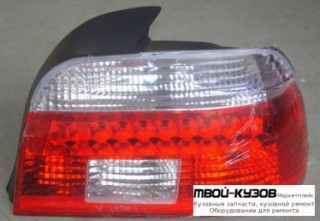 ФОНАРЬ ЗАДНИЙ ВНЕШНИЙ ПРАВАЯ СТОРОНА С ДИОД ГАБАРИТ ГАБАРИТ ПРОЗРАЧНЫЙ ХРУСТАЛ КРАСНЫЙ-БЕЛ для BMW E39 (11.1995 - 2003)