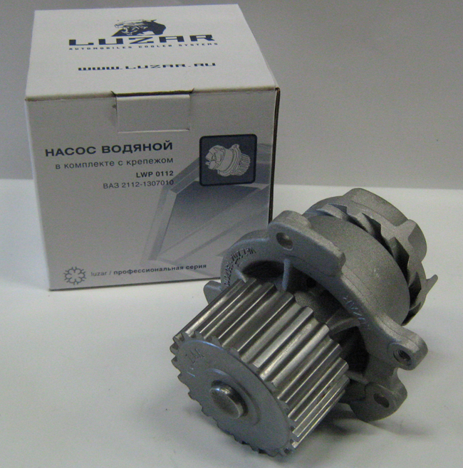Насос водяной ВАЗ-2112 (помпа) (LUZAR) с крепежом LWP0112