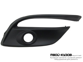 РЕШЕТКА БАМПЕРА ПЕРЕДНИЙ ПРАВАЯ СТОРОНА С ОТВЕРСТИЯМИ ПОД ПРОТИВОТУМАННЫЕ ФАРЫ (КИТАЙ) для Mazda 3 (2013-)