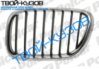 X5 00-  РЕШЕТКА C ХРОМОМ  правая сторона