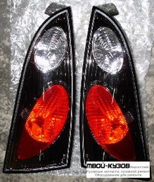 ФОНАРЬ ЗАДНИЙ ВНЕШНИЙ ЛЕВАЯ + ПРАВАЯ (КОМПЛЕКТ) (5 дв) ТЮНИНГ (LEXUS ТИП) ПРОЗРАЧНЫЙ ХРОМ-ЧЁРНЫЙ для Ford FOCUS (11.1998 - 10.2001) (11.2001-)