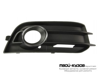 РЕШЕТКА БАМПЕРА ПЕРЕДНИЙ ПРАВАЯ СТОРОНА С ОТВЕРСТИЯМИ ПОД ПРОТИВОТУМАННЫЕ ФАРЫ , ХРОМ МОЛДИНГ (ТАЙВАНЬ) для Audi A1 (2010-)