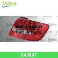 043847 - ФОНАРЬ ПРАВЫЙ ЗАДНИЙ в крышку багажника (VALEO) Audi A6 C6 рестайлинг (2008-2011)