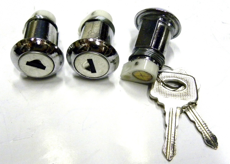 Вставки замков ВАЗ-2170 с замком багажника