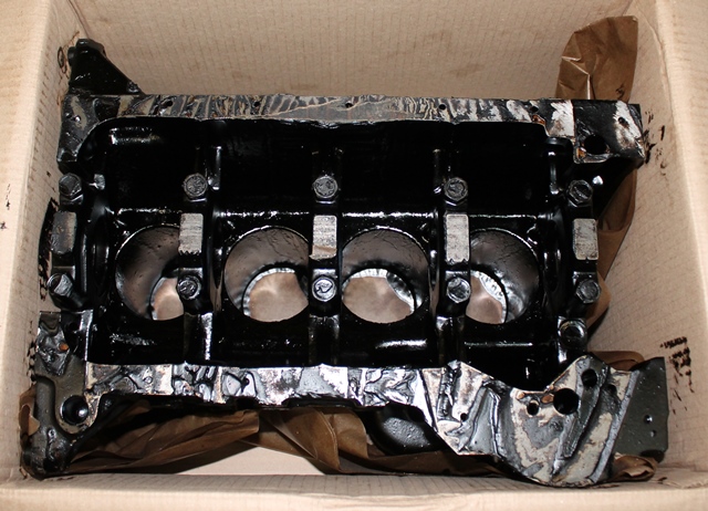 Блок цилиндров двигателя ВАЗ-21213 (АвтоВАЗ)