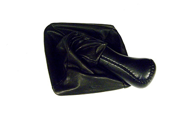 Ручка КПП ВАЗ-2170 кожа+ пыльник с рамкой черный (Азард) КПП00132