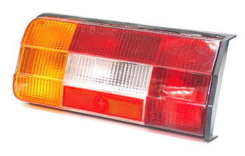 Фонарь задний ВАЗ-2106 пластм. в сборе