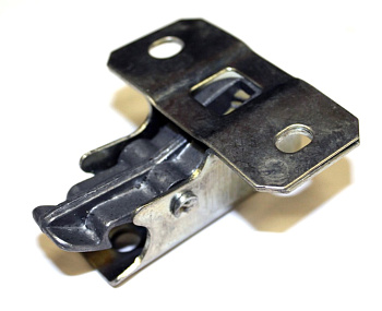 Замок крышки багажника ВАЗ-2103