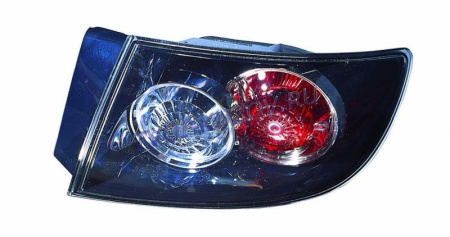 ФОНАРЬ НАРУЖНЫЙ правый SDN 07- кроме Sport  - для MAZDA 3