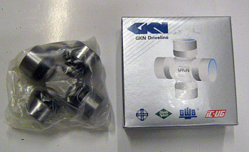 Крестовина ВАЗ-2101(со стоп.кольцами) (GKN)