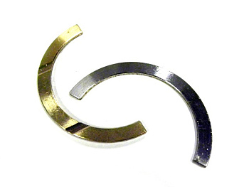 Полукольцо упорное коленвала ВАЗ-2101 (номин.)