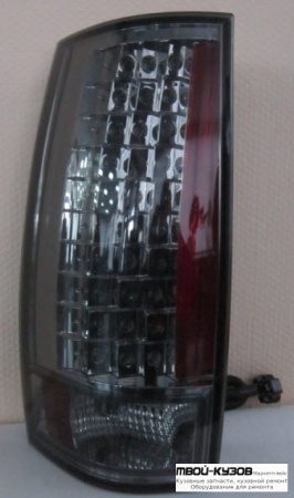 ФОНАРЬ ЗАДНИЙ ВНЕШНИЙ ЛЕВАЯ + ПРАВАЯ (КОМПЛЕКТ) ТЮНИНГ С ДИОД ТОНИР (EAGLE EYES) ВНУТРИ ХРОМ для Chevrolet YUKON / SUBURBAN / TAHOE / AVALANCHE (2007-2011)