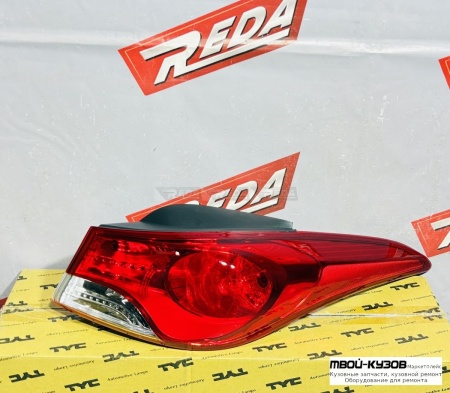 ФОНАРЬ ЗАДНИЙ ПРАВЫЙ для ELANTRA 10- / I35