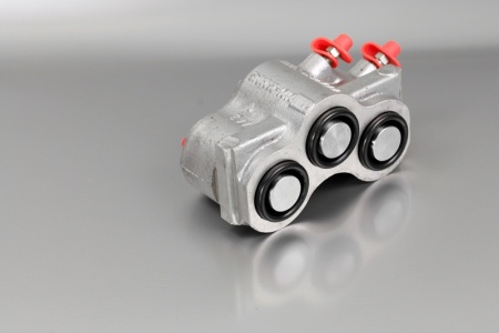 Цилиндр тормозной передний ВАЗ-2121 левый (Fenox) Х3022С4