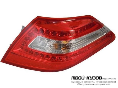 ФОНАРЬ ЗАДНИЙ ВНЕШНИЙ ПРАВАЯ СТОРОНА (DEPO) для Nissan TEANA (2008-2013)