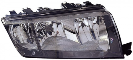 FABIA ФАРА правая ПОД КОРРЕКТОР ВНУТРИ черного цвета