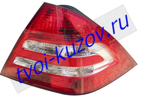 W203 ФОНАРЬ задний внешний левый