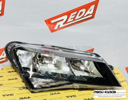 ФАРА ПРАВАЯ С ЭК для SUPERB 2015-