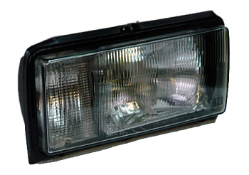 Фара ВАЗ-2105 правая в сборе c бел.пов. (ОСВАР) 95.3711-01