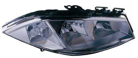 MEGANE ФАРА правая ПОД КОРРЕКТОР